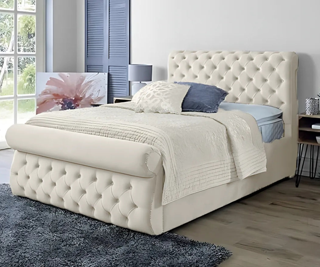 Sleigh bed (Cream)