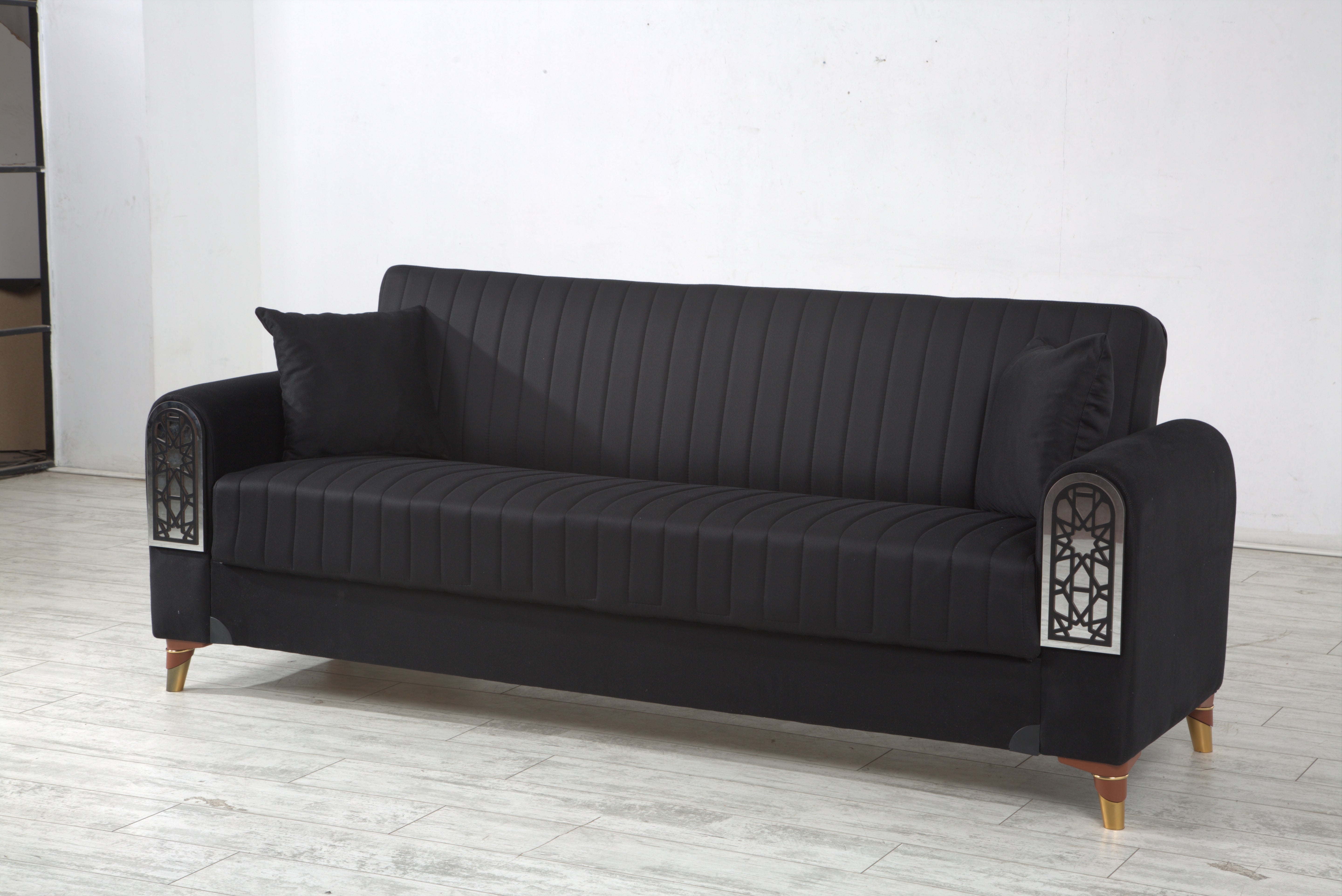 3 SEATER SOFA WITH BLACK AND WHITE PATTERN