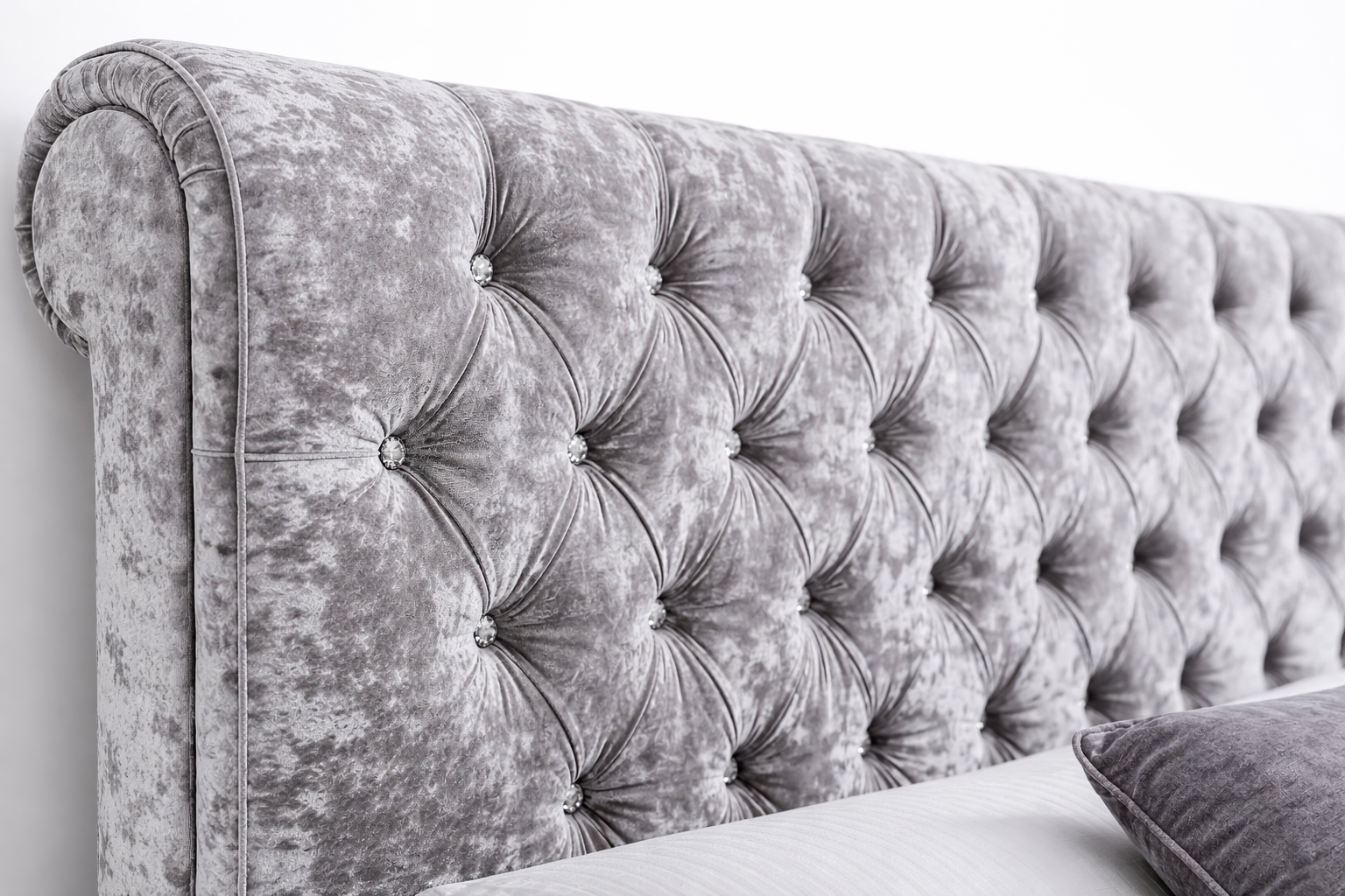 Premium Sleigh  Beds with Metal Legs, Luxury Stitching & With Spring Mattress